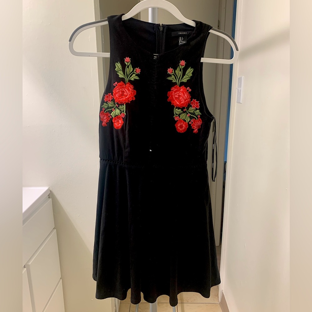 Forever21 | Black Mini Dress with Roses | Size: S